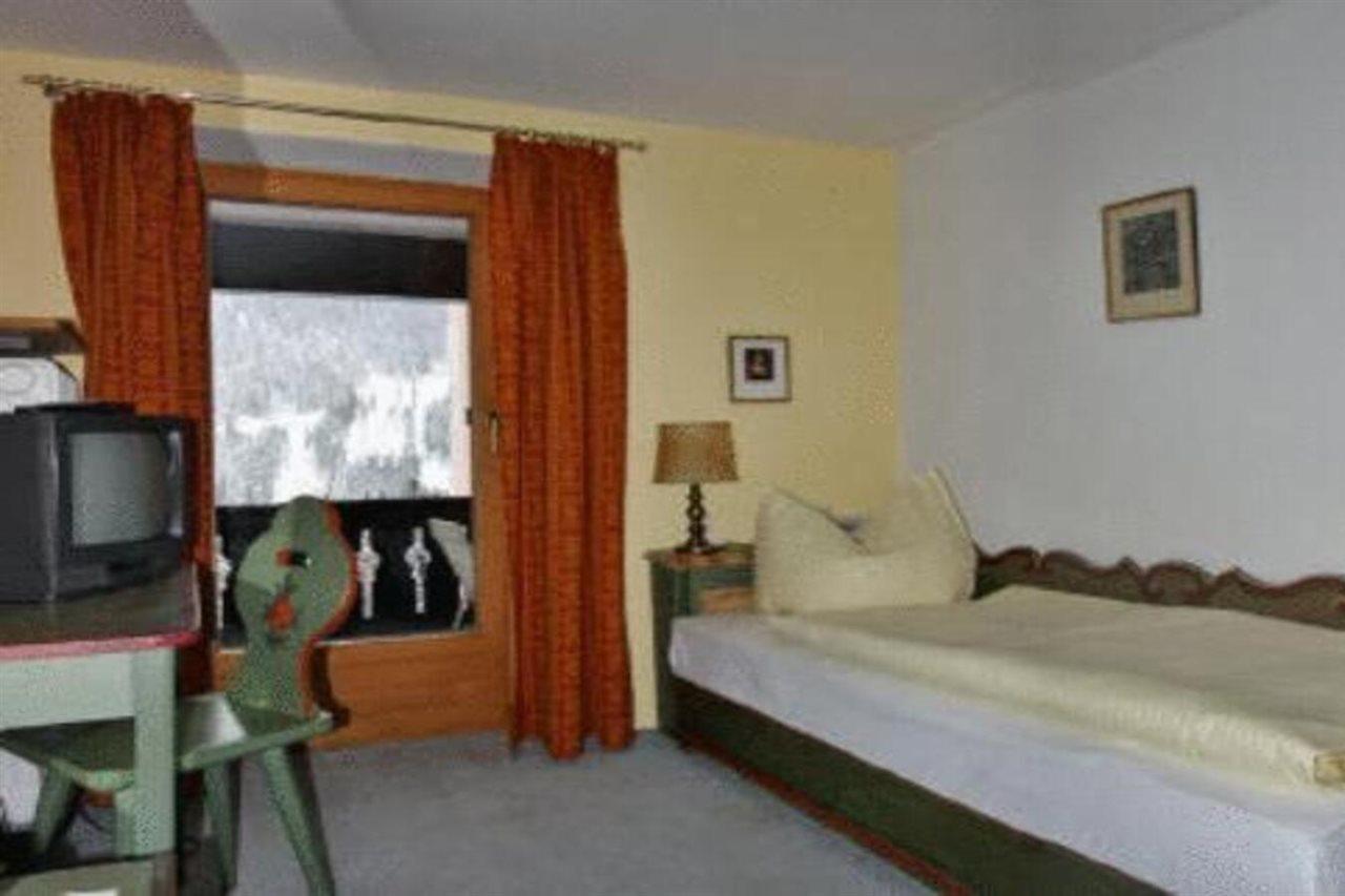 Hotel Mooserkreuz Sankt Anton am Arlberg Ruang foto